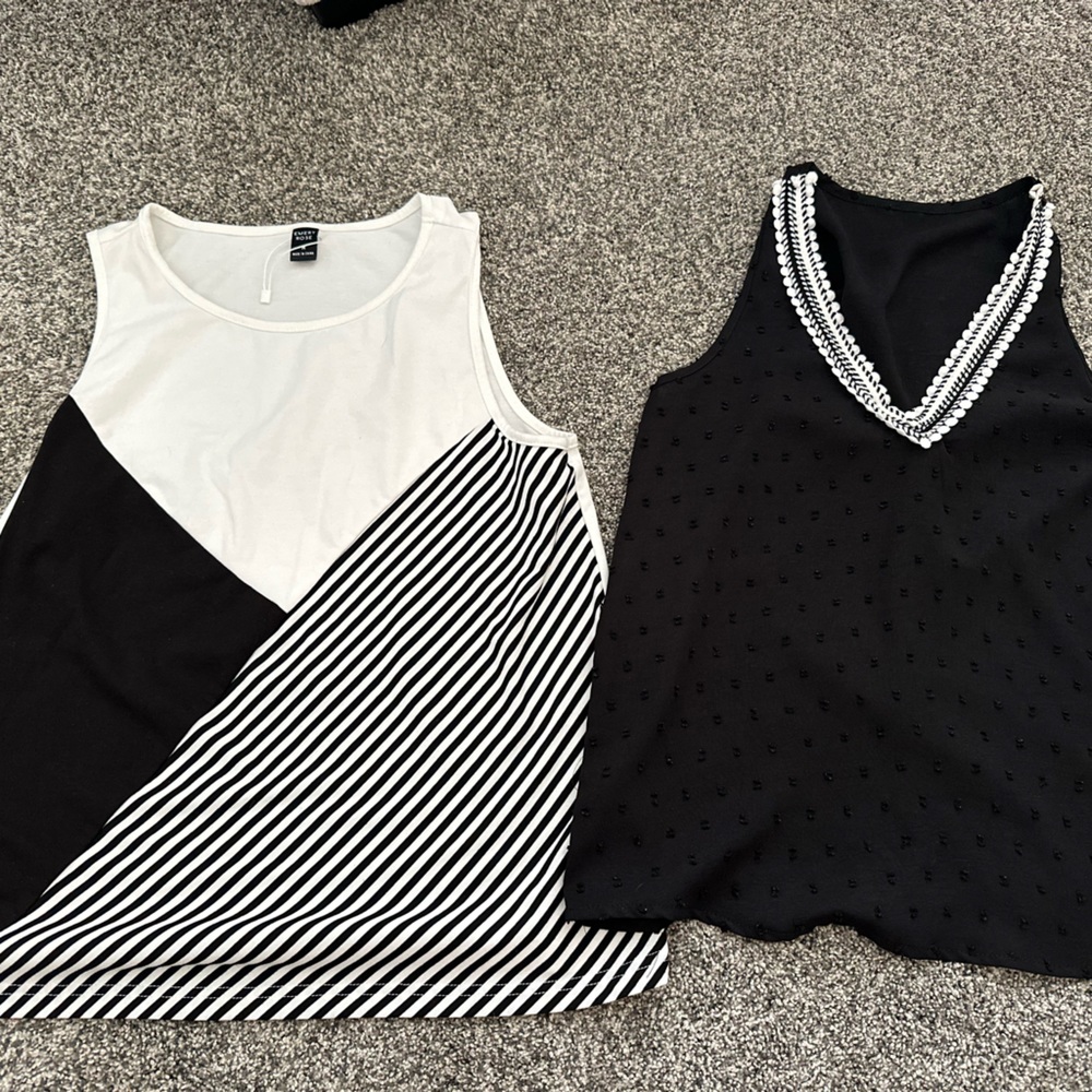 2 Women’s Tank Tops both size Medium. BOTH for $5